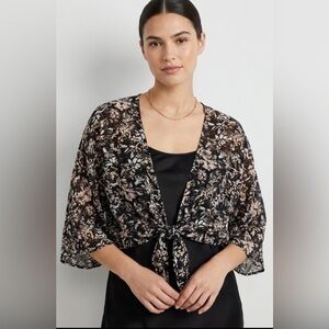 Sonoma Women’s Crop Floral Shawl